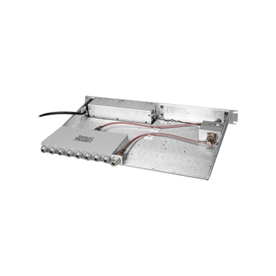 Multiacoplador Compacto para 400-512 MHz, 40 MHz de Ancho-Banda, 0-18 dB de Ganancia, 8 puertos, 1 Unidad Rack (1.75") de altura y fuente con inyector para alimentación de TTA.