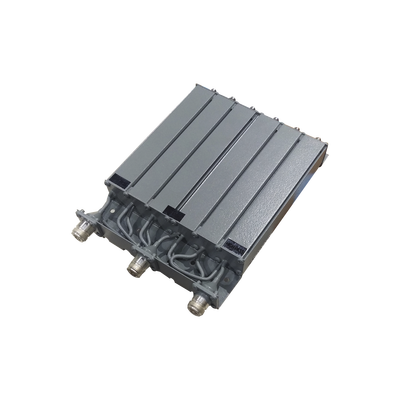 Duplexer SYSCOM en UHF, 6 Cav. 403-430 MHz, 50 Watt, 5 MHz Sep. Rechazo de Banda, N Hembras.