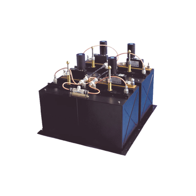 Combinador dB SPECTRA, en Panel /Rack 19", 450-470 MHz, 6 Canales, 100 kHz de Sep. N Hembras.