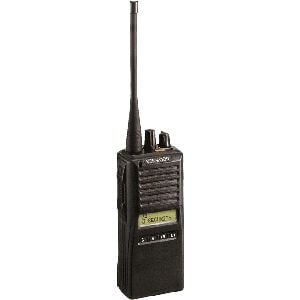 Con 2.5 Watts de potencia en 800 Mhz, 32 grupos y 250 canales, este radio satisface las necesidades de comunicación de las más grandes empresas.