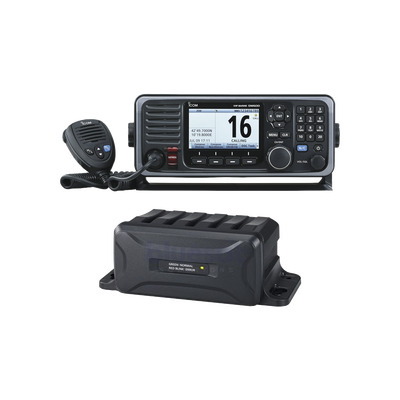 Radio Móvil Marino en banda de VHF con convertidor de corriente PS310. Rx: 156.025-162.000, Tx: 156.025-161.600 MHz, cumple con GMDSS bajo el requerimiento de SOLAS, pantalla de 4.3 pulgadas.Incluye micrófono y kit de montaje.